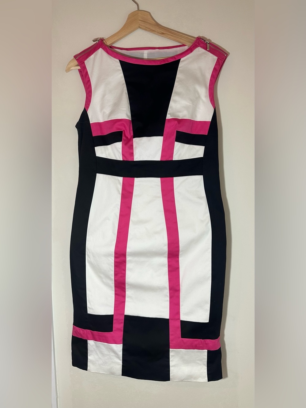 Alfani Colorblock Sheath Dress White Pink Black Sleeveless Size 4 Office Evening